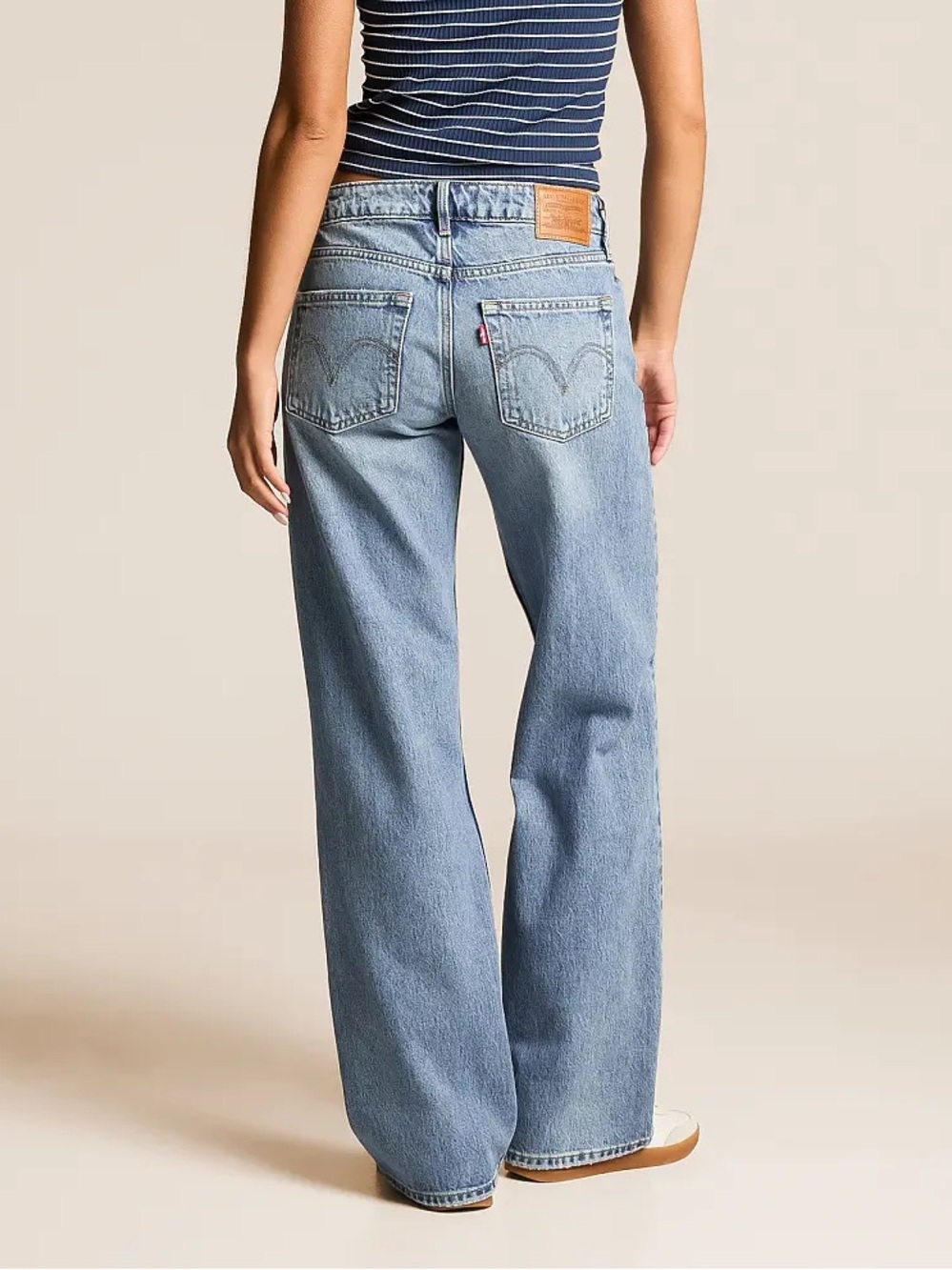 Levi’s Premium Low Loose Jean - Picture 3 of 7